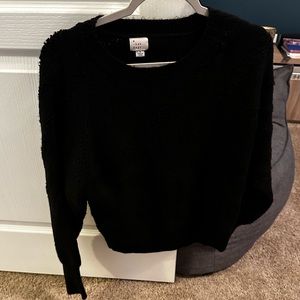 Black crew neck sweater